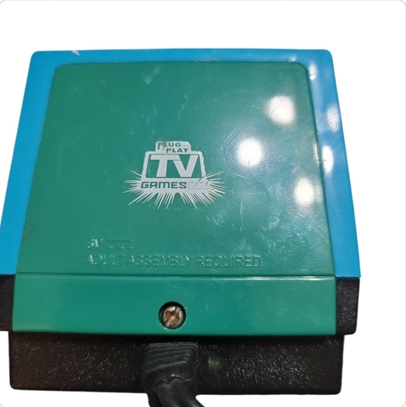 Ms. Pac-Man 5 in 1 Plug and Play 2004 Jakks Pacific TV Namco Game Ages 5+ Retro - Picture 10 of 13